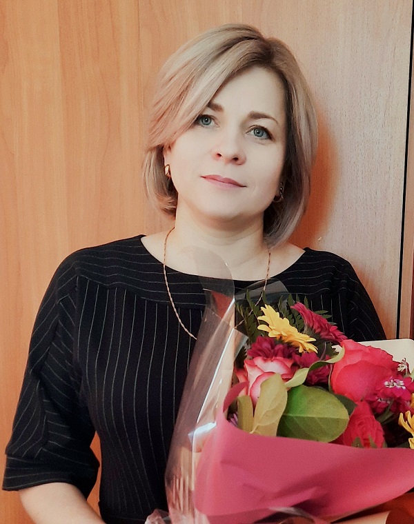 Суворова Елена Леонидовна.